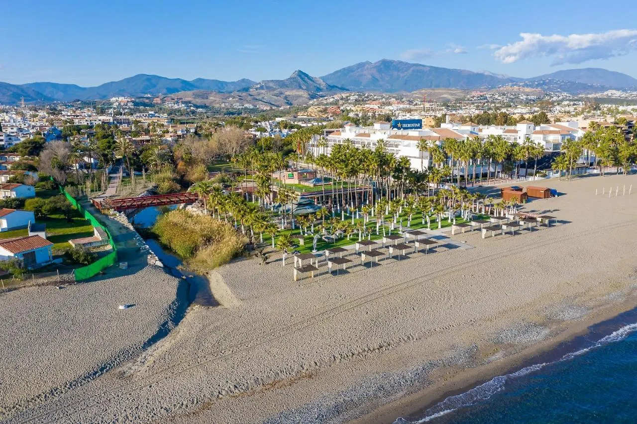 Modern Beach Side Duplex Penthouse location